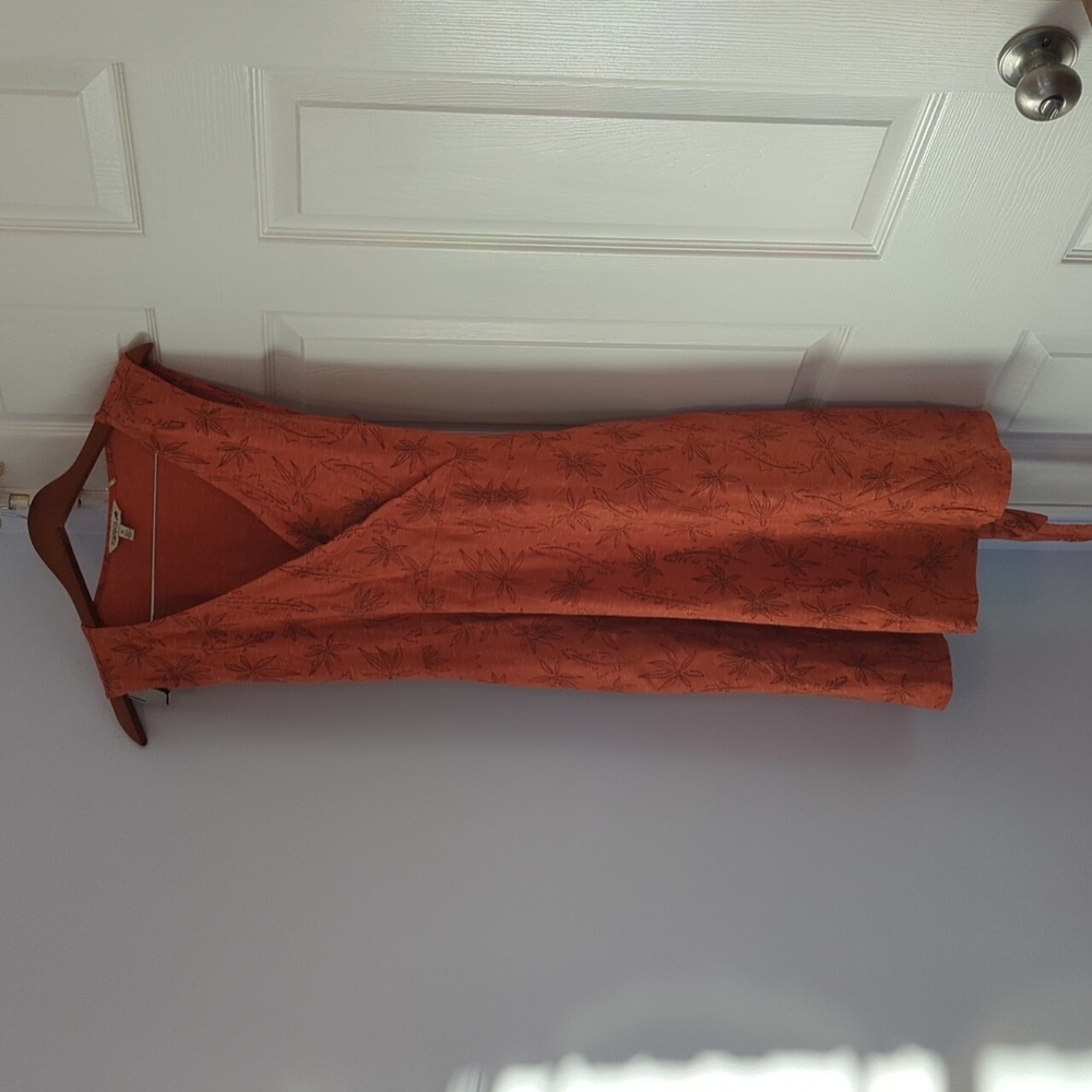 Cue Wrap sleeveless dress